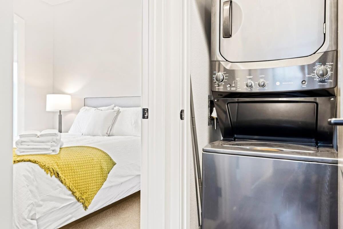 Avenue Hotel Downtown Golden Gold Miners Suite 외부 사진