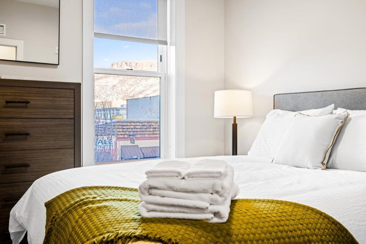 Avenue Hotel Downtown Golden Gold Miners Suite 외부 사진